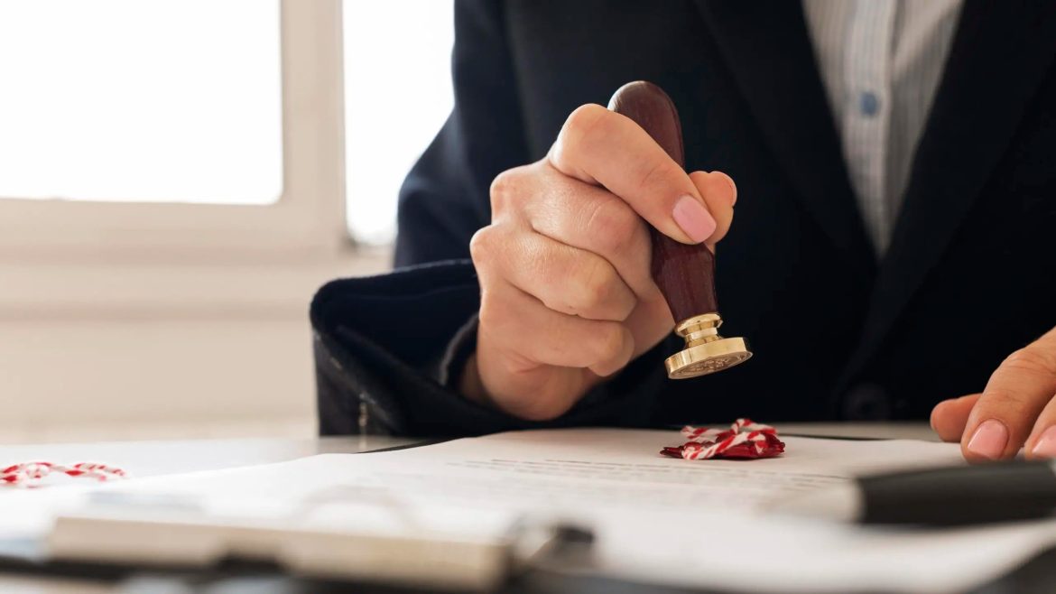 Simplify Home Equity Loan Signings With Mobile Notary Assistance for Property Owners