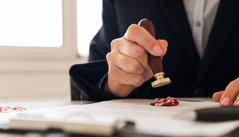 Simplify Home Equity Loan Signings With Mobile Notary Assistance for Property Owners